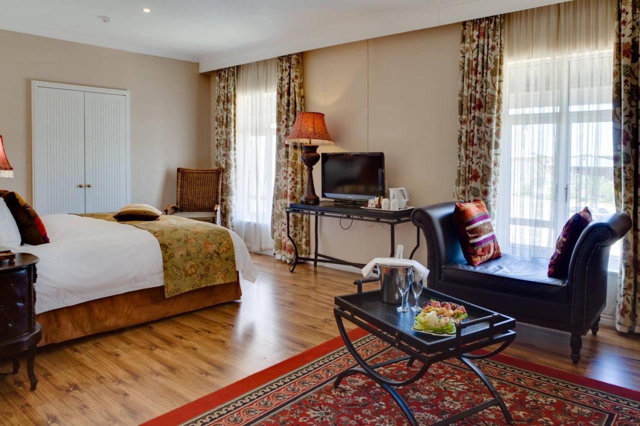 Protea Hotel By Marriott Kimberley Kültér fotó