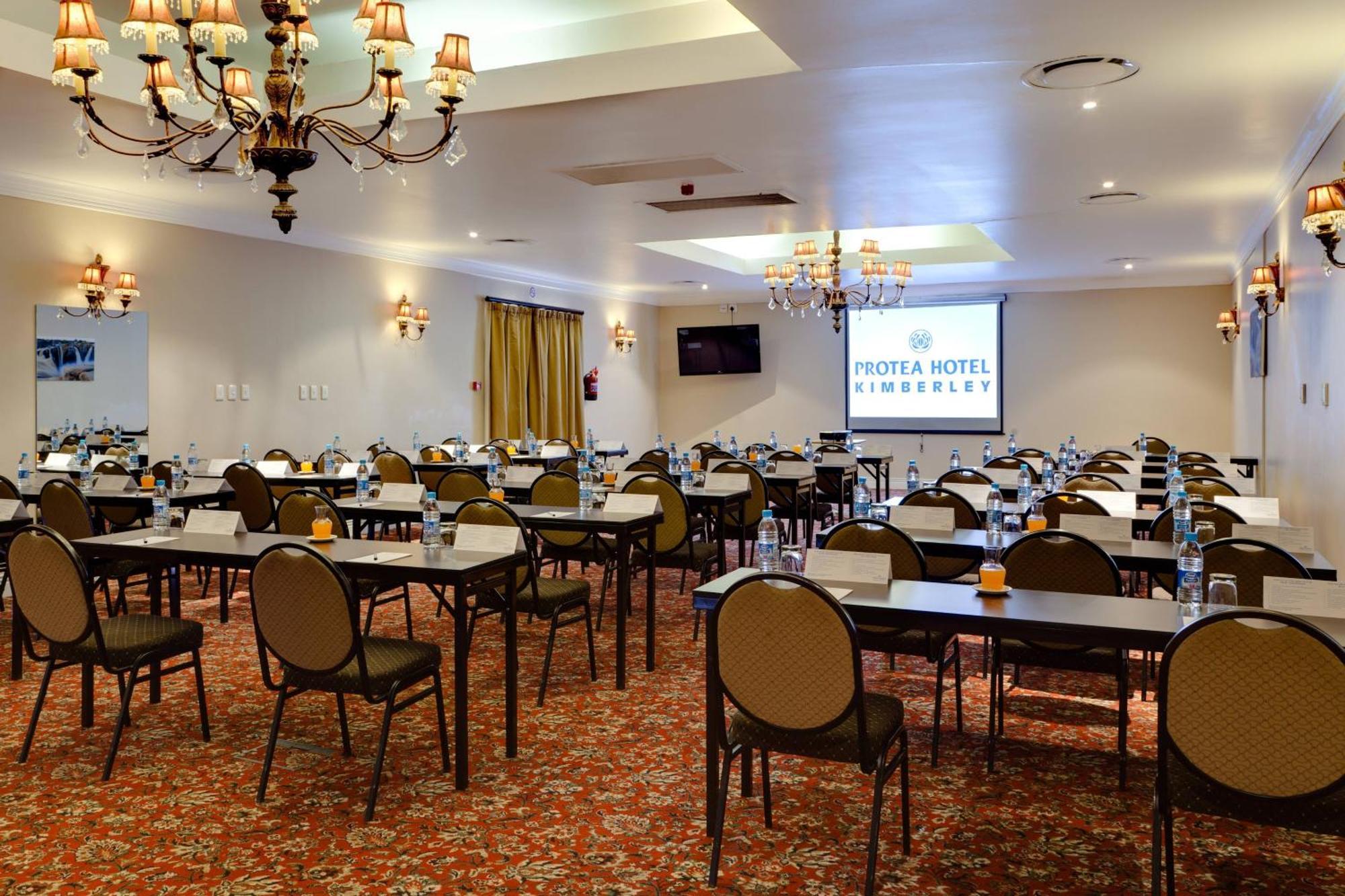 Protea Hotel By Marriott Kimberley Kültér fotó